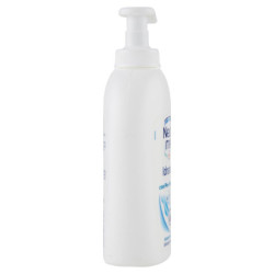 LIMPIADOR LIQUIDO HIDRATANTE NEUTROMED PH 5.5 300 ML